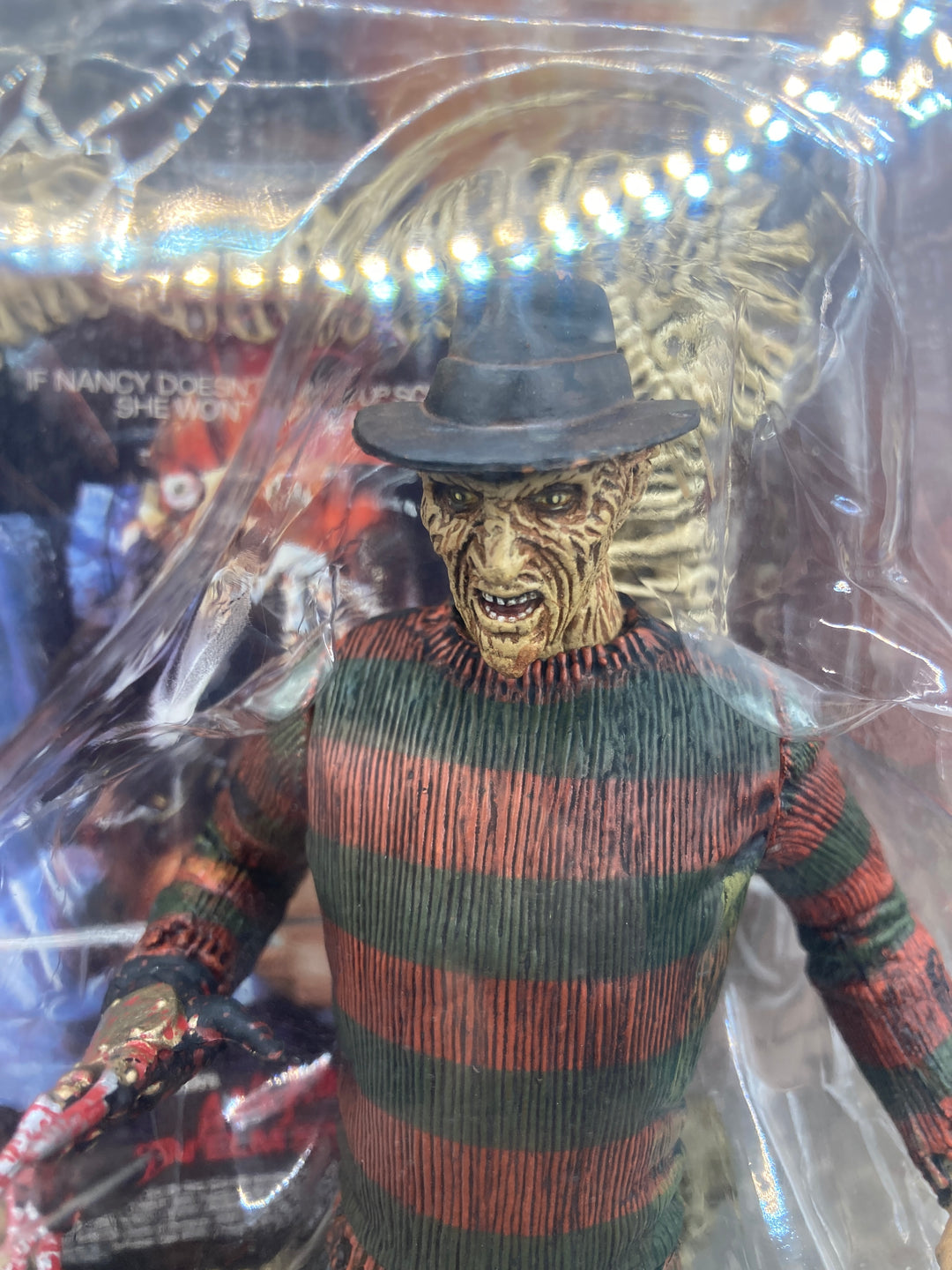 Freddy Krueger Action Figure Bloody Movie Maniacs Series 1 - McFarlane Toys