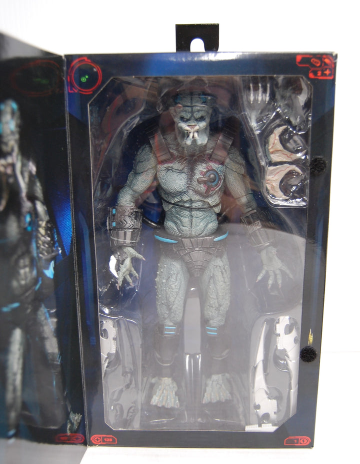 Predator Concrete Jungle Deluxe Stone Heart Predator (Open Box)