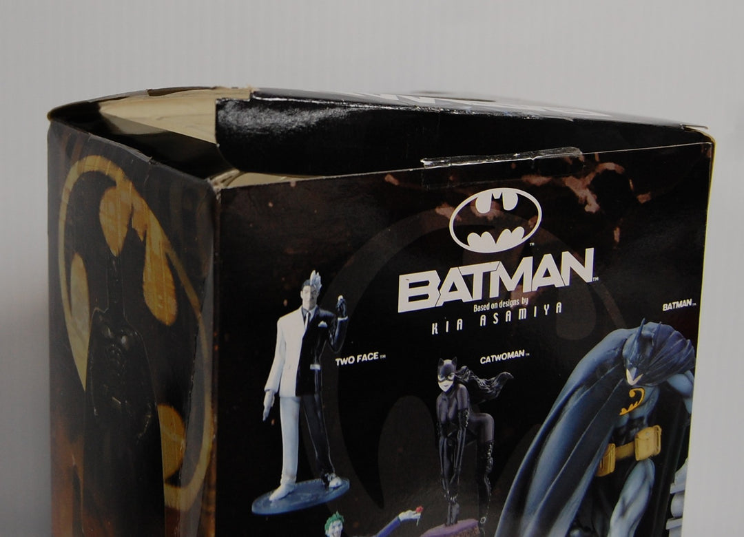 Yamato DC Batman by Kia Asamiya Wave 1 Joker 6.5" Collectible Figure *Open Box Wear