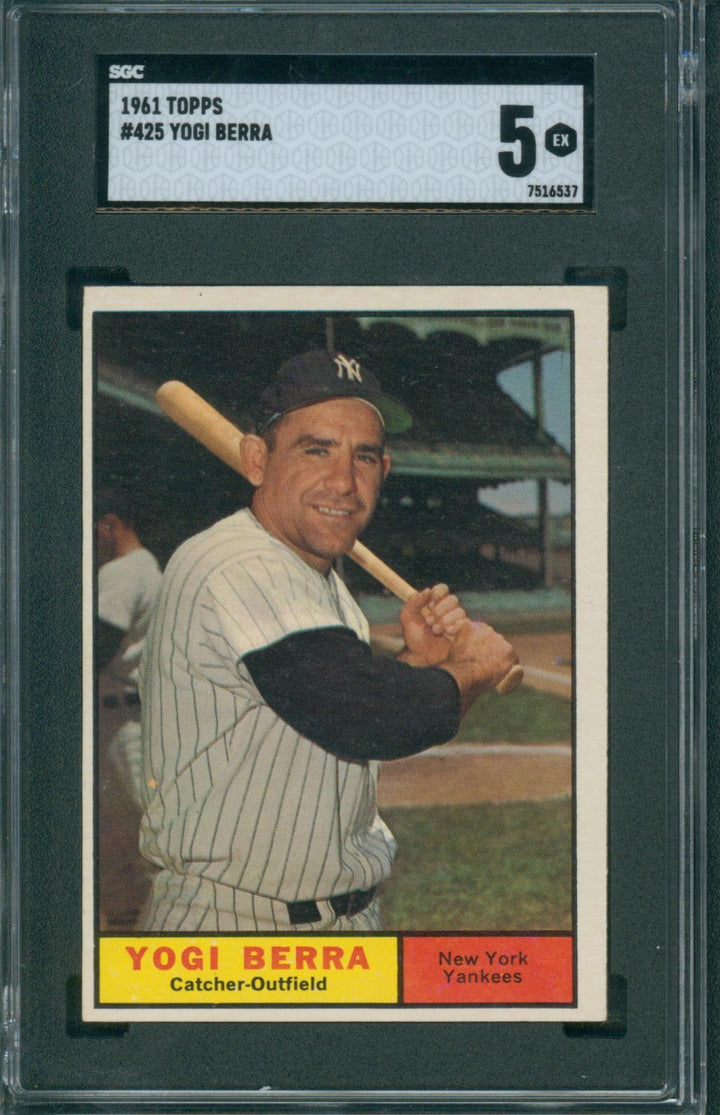 1961 Topps Baseball Yogi Berra #425 SGC 5