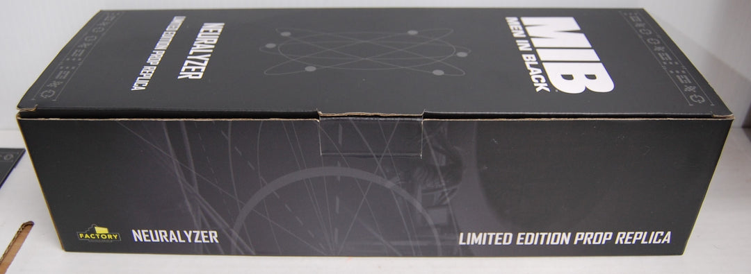 Factory Entertainment 2023 Men In Black MIB Neuralyzer Limited Edition Prop Replica 1:1