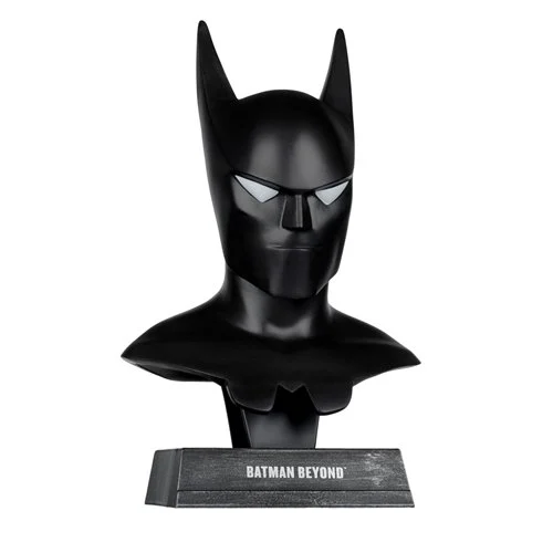 DC Direct Prop Replica Wave 6 Batman Batman Beyond 1:3 Scale Cowl