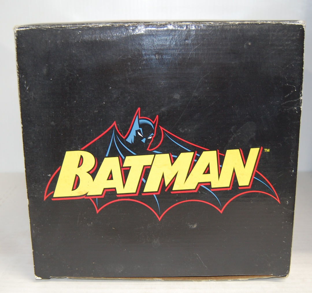 Batman Cold-Cast Porcelain Statue 2003 DC Direct 2883/6000 *Box Damage*