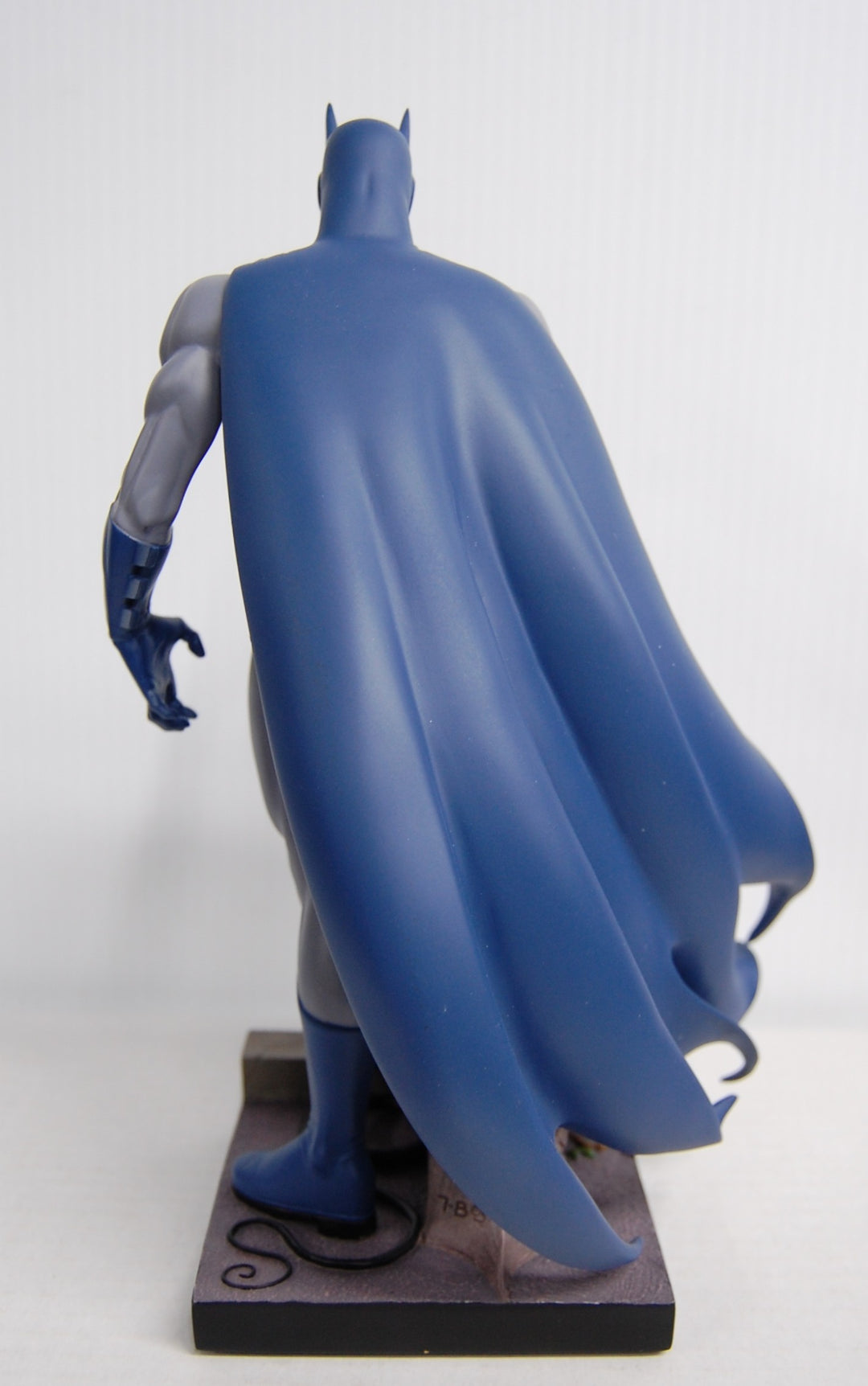Batman Cold-Cast Porcelain Statue 2003 DC Direct 2883/6000 *Box Damage*