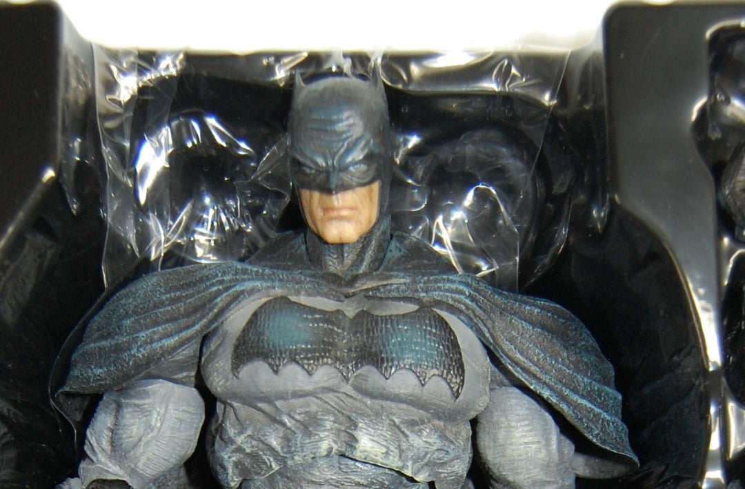 Play Arts Kai Batman: Arkham City -  No. 4 Batman (Dark Knight Returns Skin) *Used*