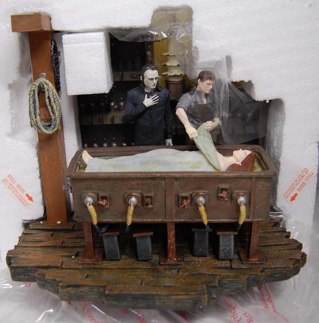 Penny Dreadful: Rebirth of Brona 2015 Limited Edition Resin Diorama 472/500