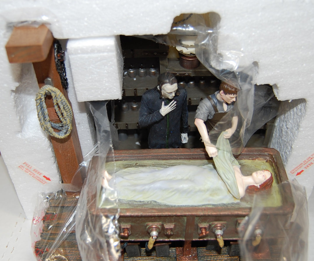 Penny Dreadful: Rebirth of Brona 2015 Limited Edition Resin Diorama 472/500