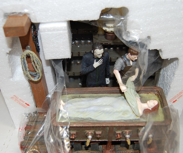 Penny Dreadful: Rebirth of Brona 2015 Limited Edition Resin Diorama 472/500