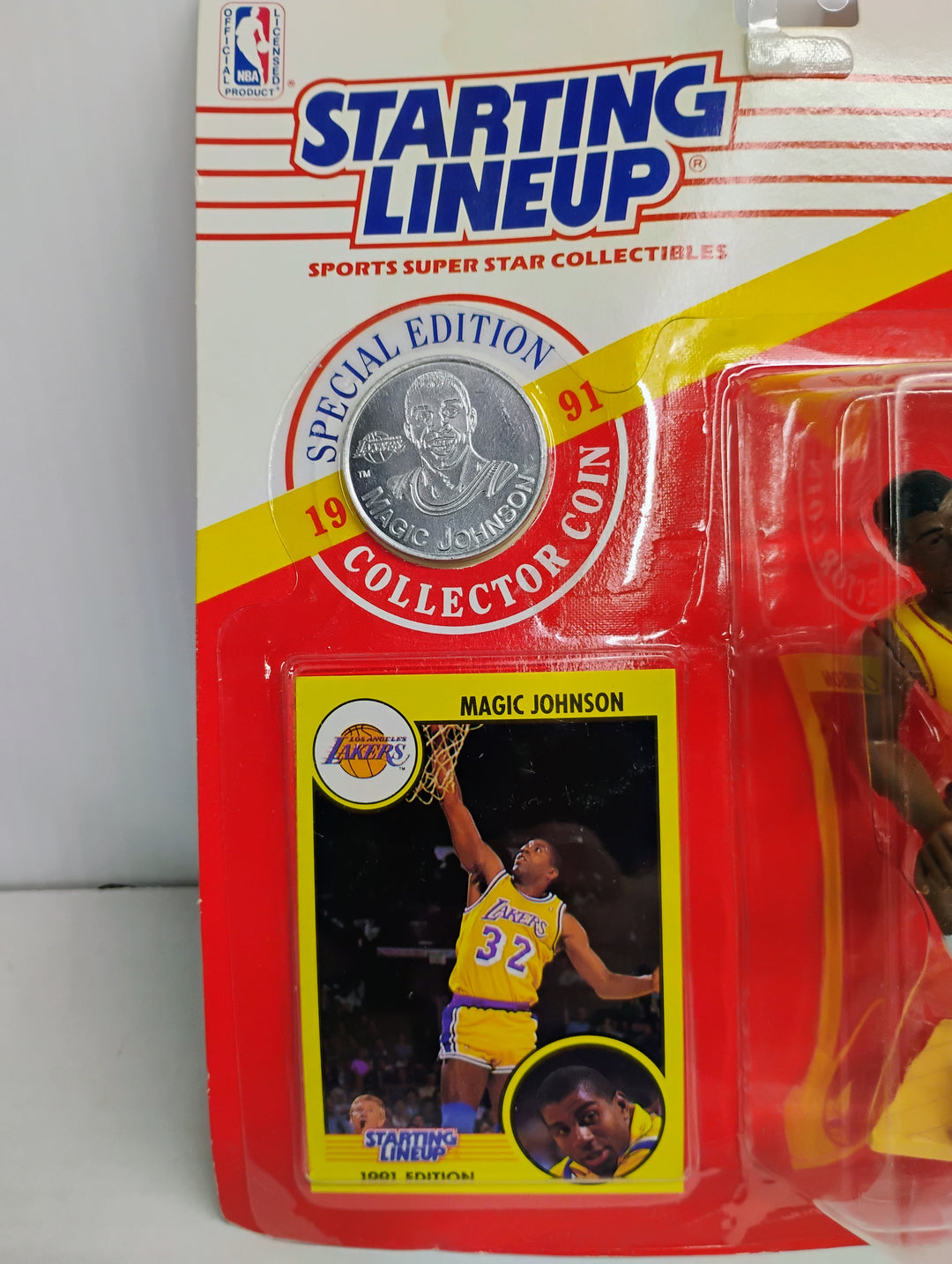 1991 Starting Lineup Magic Johnson Dribbling  Silver Coin