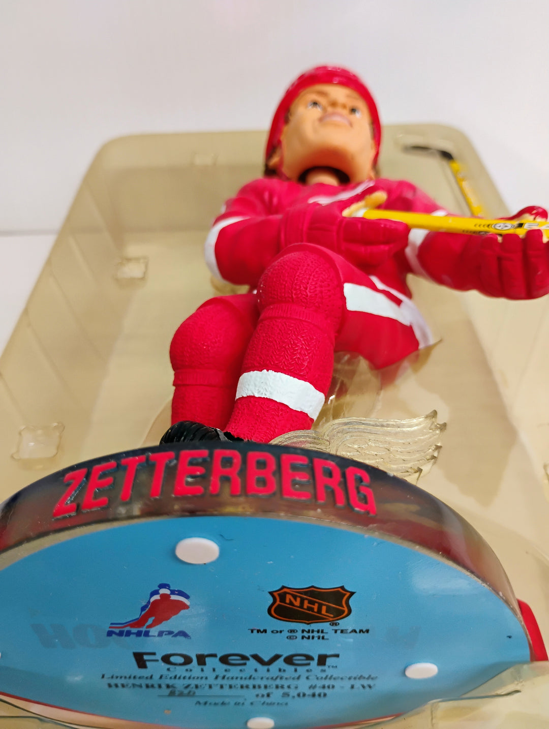 2003 Forever Collectibles Joe Louis Arena Exclusive Henrik Zetterberg