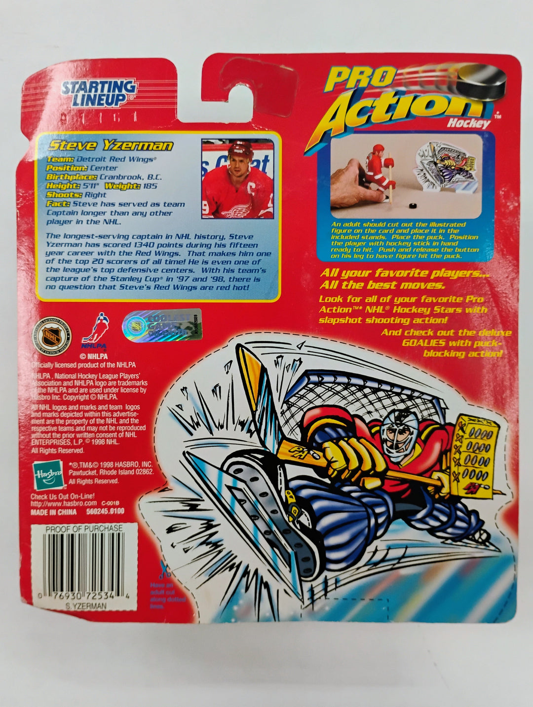 1998 Hasbro Starting Lineup PRO  ACTION Steve Yzerman Sealed