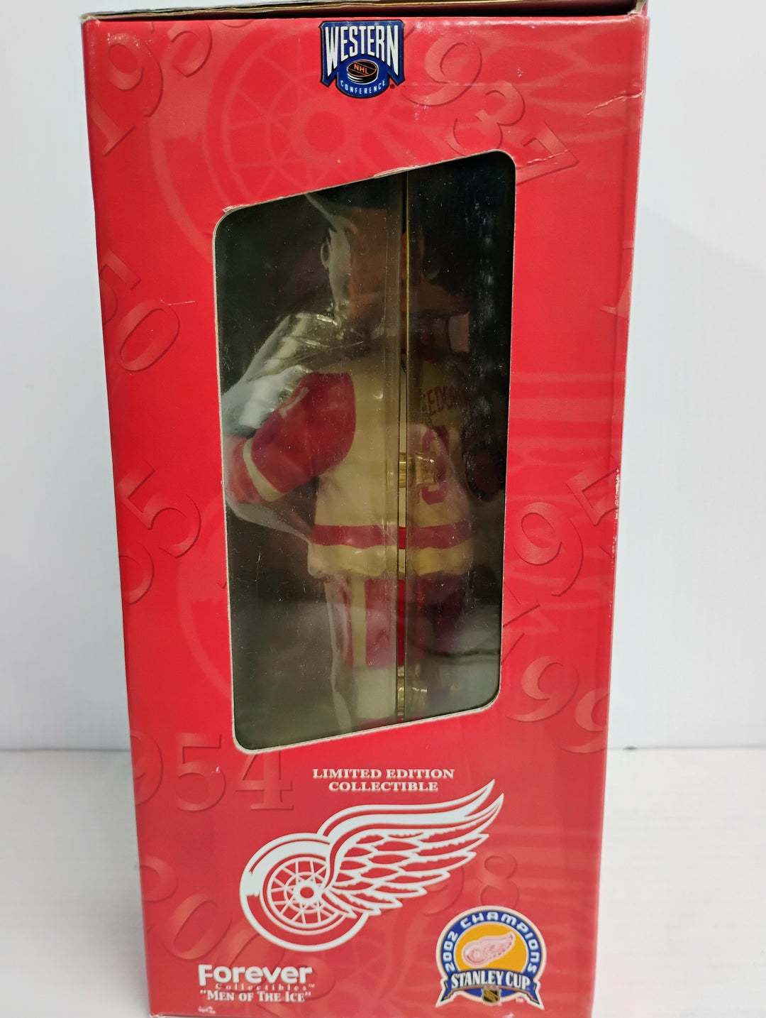 2002 Forever Collectibles "Men Of Ice" Sergei Fedorov Detroit Rew Wings Stanley Cup Champions