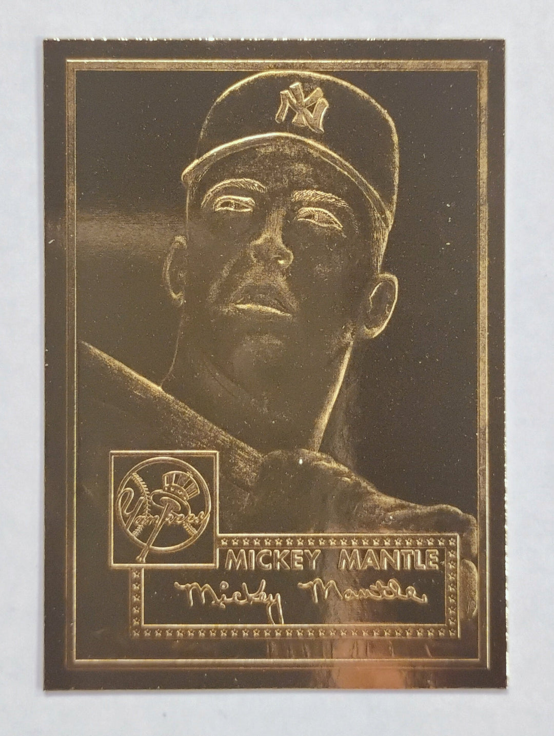 1996 Topps Mickey Mantle #311 Gold Foil Commemorative 1952
