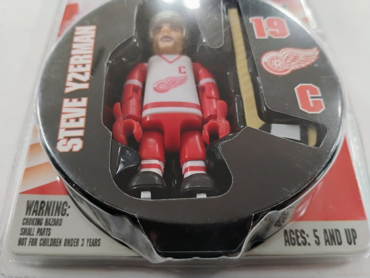 Little Caesars  Hockeytown's Steve Yzerman Exclusive Collectible Sealed