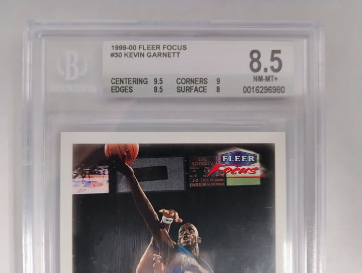 1999-00 Fleer Focus Basketball Kevin Garnett BGS 8.5