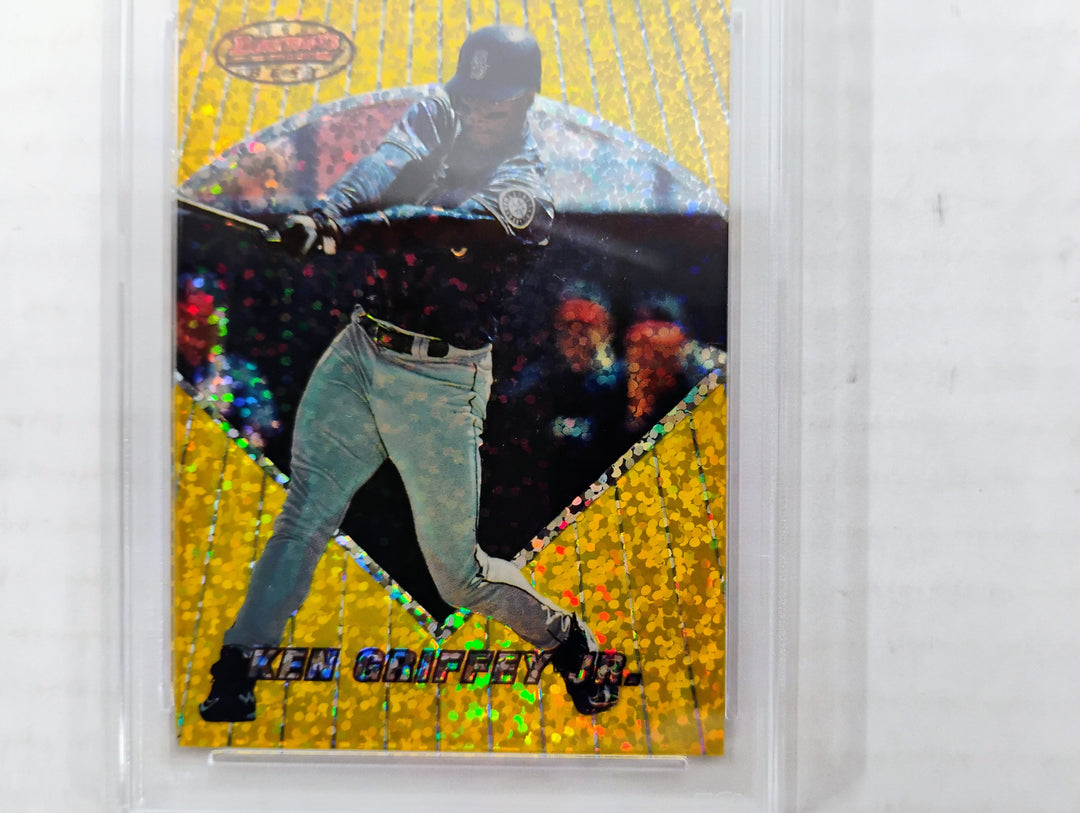 1996 Bowman's Best Ken Griffey Jr. #BBP30 Preview Atomic Refractor PSA 8 NM-MT