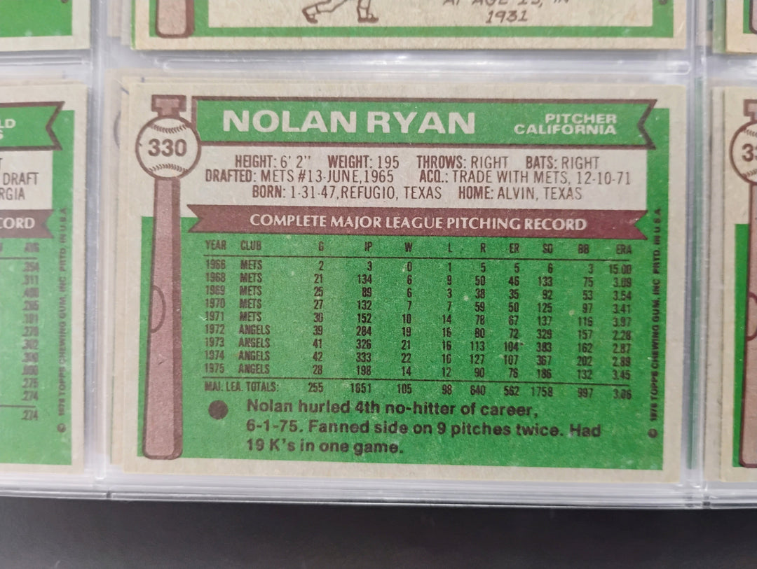 1976 Topps Baseball Complete Set EX-Mint