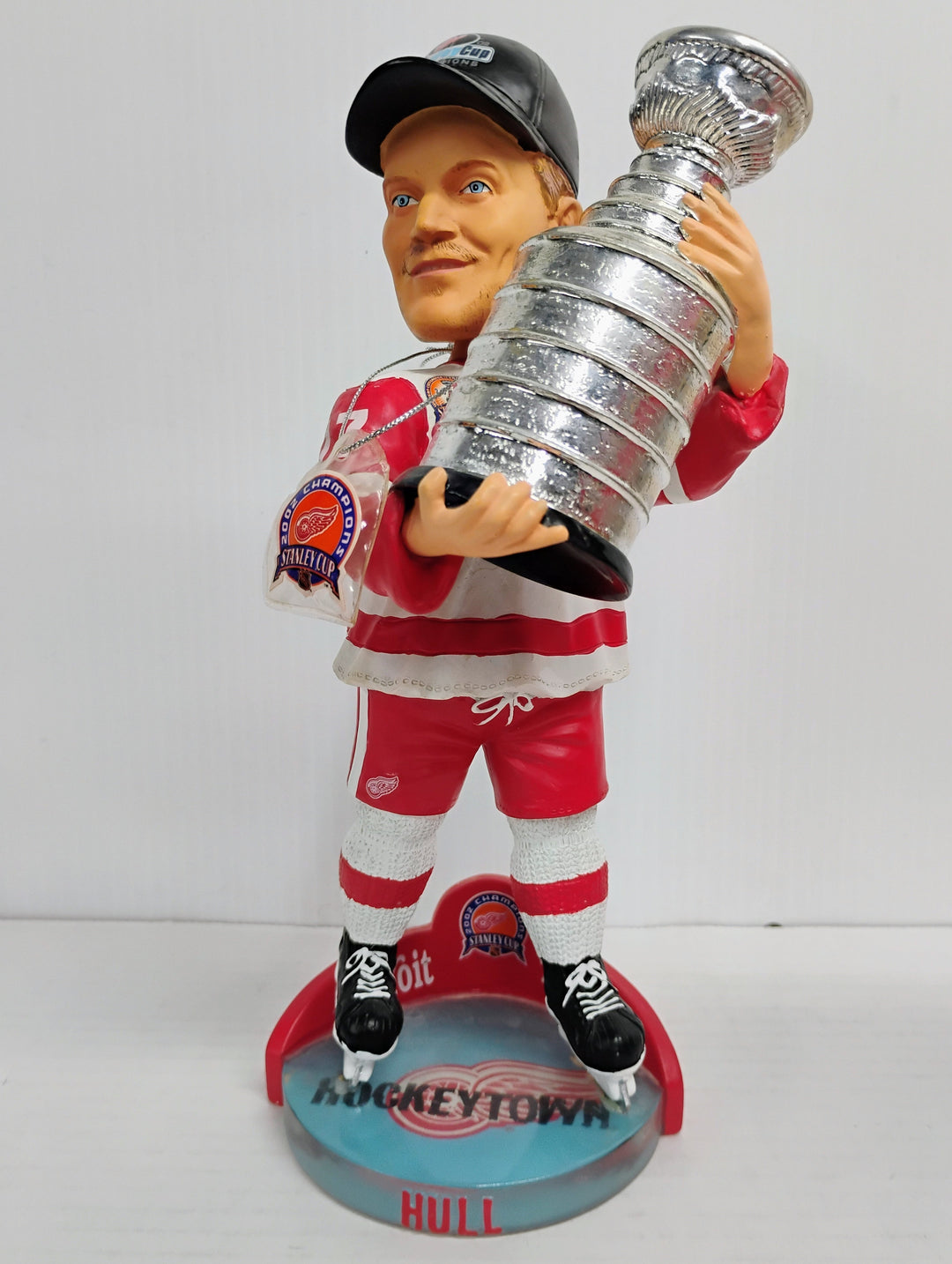 2002 Forever Collectibles "Men Of Ice" Brett Hull Detroit Red Wings Stanley Cup Champions