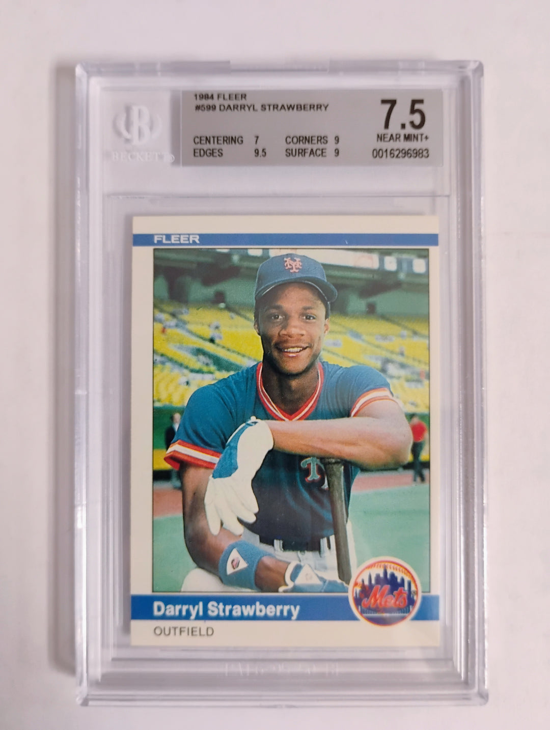 1984 Fleer Baseball Darryl Strawberry Rookie BGS 7.5