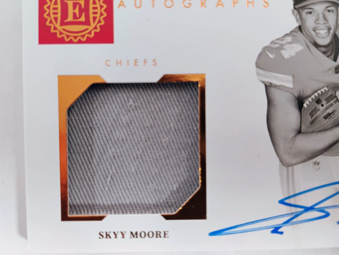 2022 Panini Encased Football Skyy Moore Rookie Cap Patch Autographs #'D 41/50