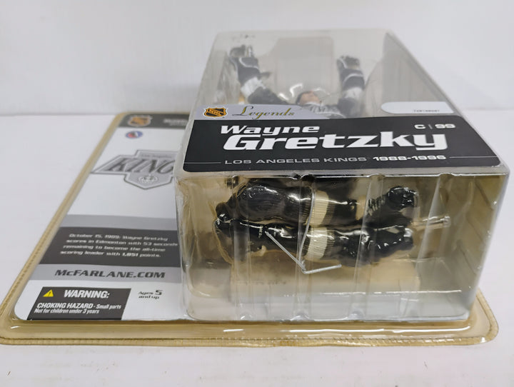 2004 McFarlane Legends Series 1  Wayne Gretzky Los Angeles Kings 1988-1996  Sealed PKG