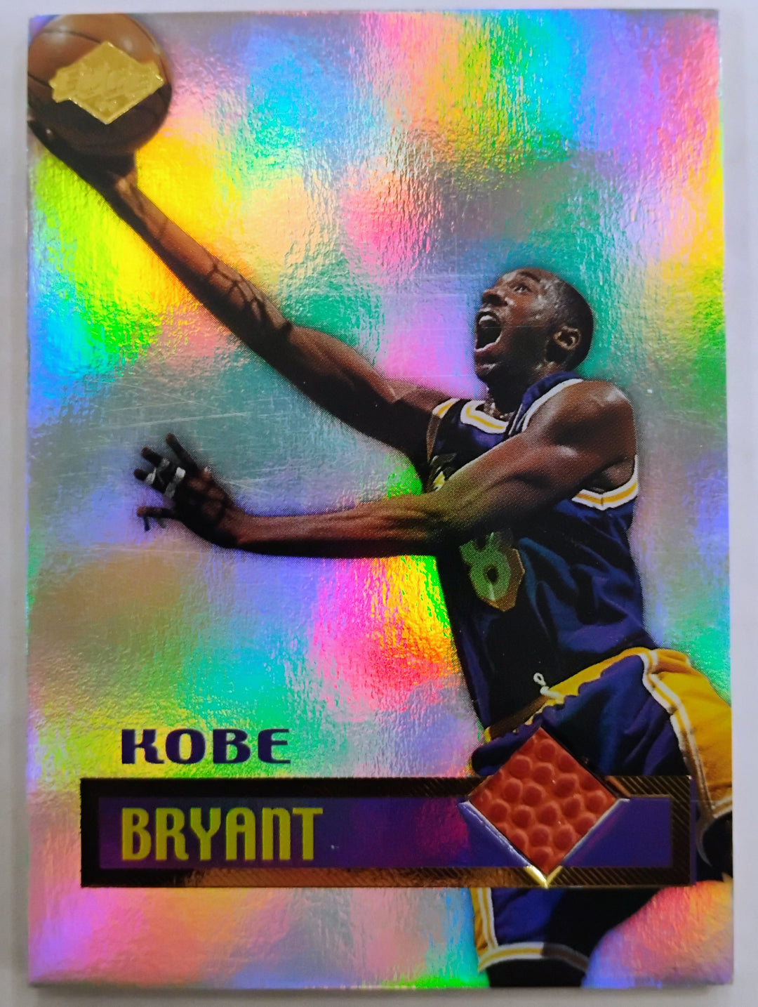 1999 Collector's Edge Kobe Bryant #GG1 Authentic Game Ball