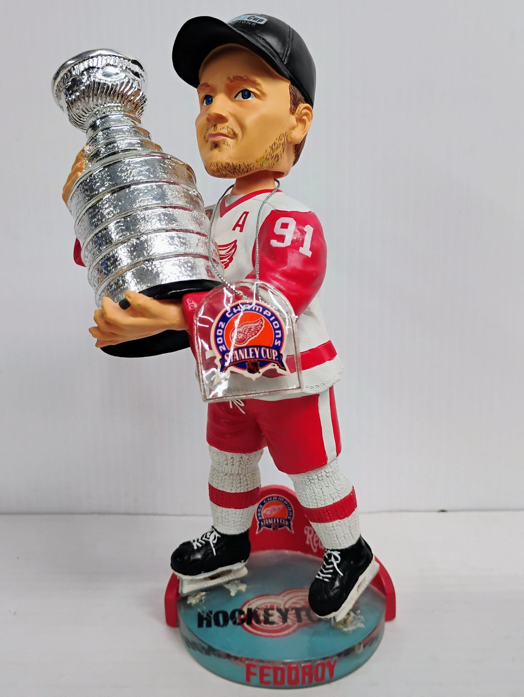 2002 Forever Collectibles "Men Of Ice" Sergei Fedorov Detroit Rew Wings Stanley Cup Champions