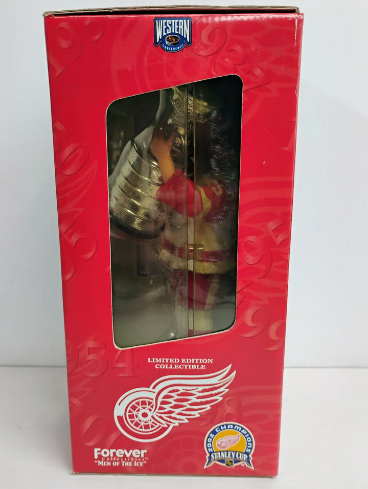 2002 Forever Collectibles "Men Of Ice" Darren McCarty Detroit Red Wings Stanley Cup Champions