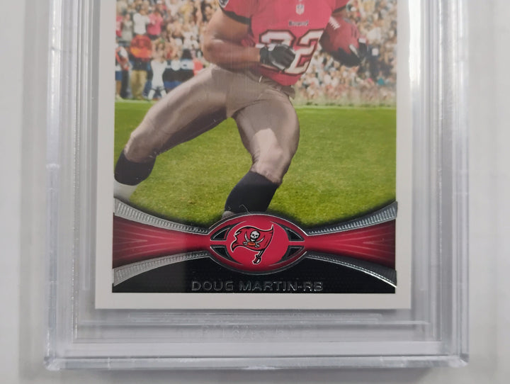 2012 Topps Football Doug Martin RC #204C Cutting Pose BGS 9.5