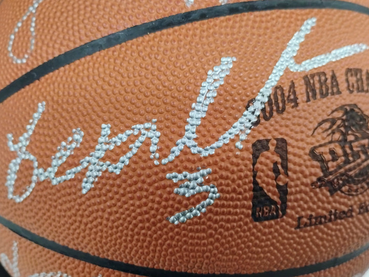 2004 Detroit Pistons NBA Champions Limited Edition Spalding Official Game Basketball Autographed W/ Display Case