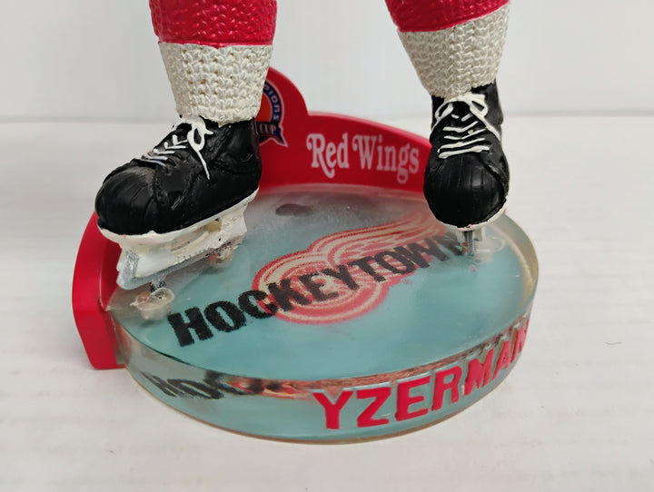2002 Forever Collectibles "Men Of Ice" Steve Yzerman Detroit Red Wings Stanley Cup Champions