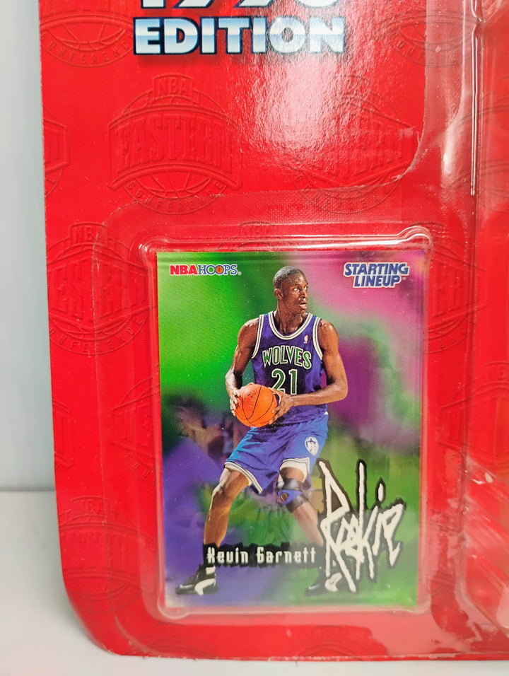 1996 Starting Lineup Kevin Garnett NBA Hoops Rookie Card