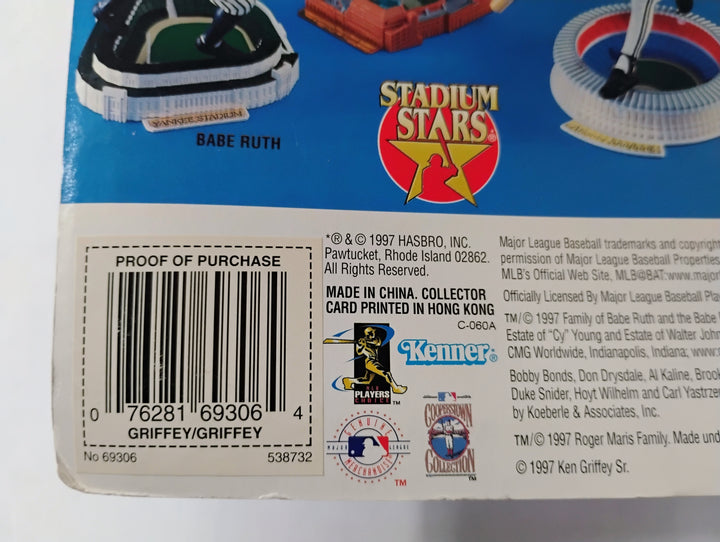 1997 Kenner Starting Linelup Classic Doubles Ken Griffey/Ken Griffey JR. Sealed