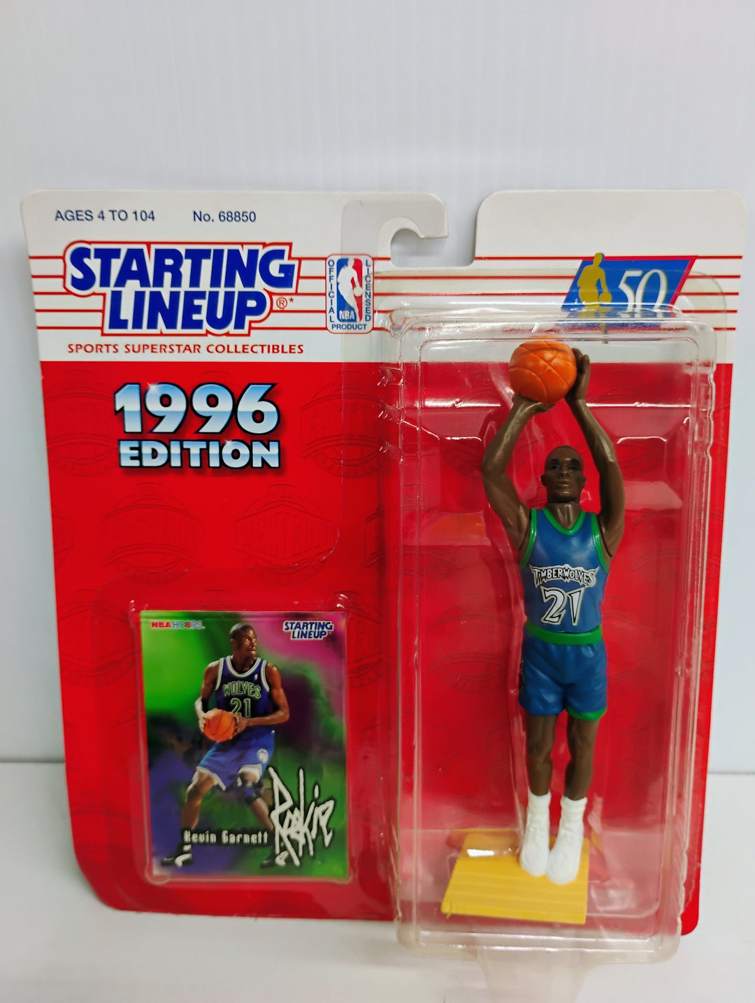 1996 Starting Lineup Kevin Garnett NBA Hoops Rookie Card