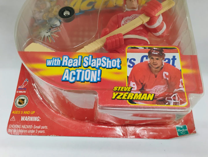 1998 Hasbro Starting Lineup PRO  ACTION Steve Yzerman Sealed