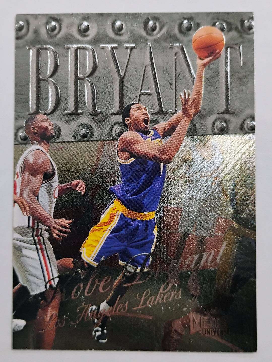 1998-99 Fleer Metal Universe Basketball Kobe Bryant #53