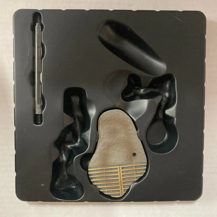 Kaiyodo Sci-Fi Revoltech Aliens No. 18 Alien Queen