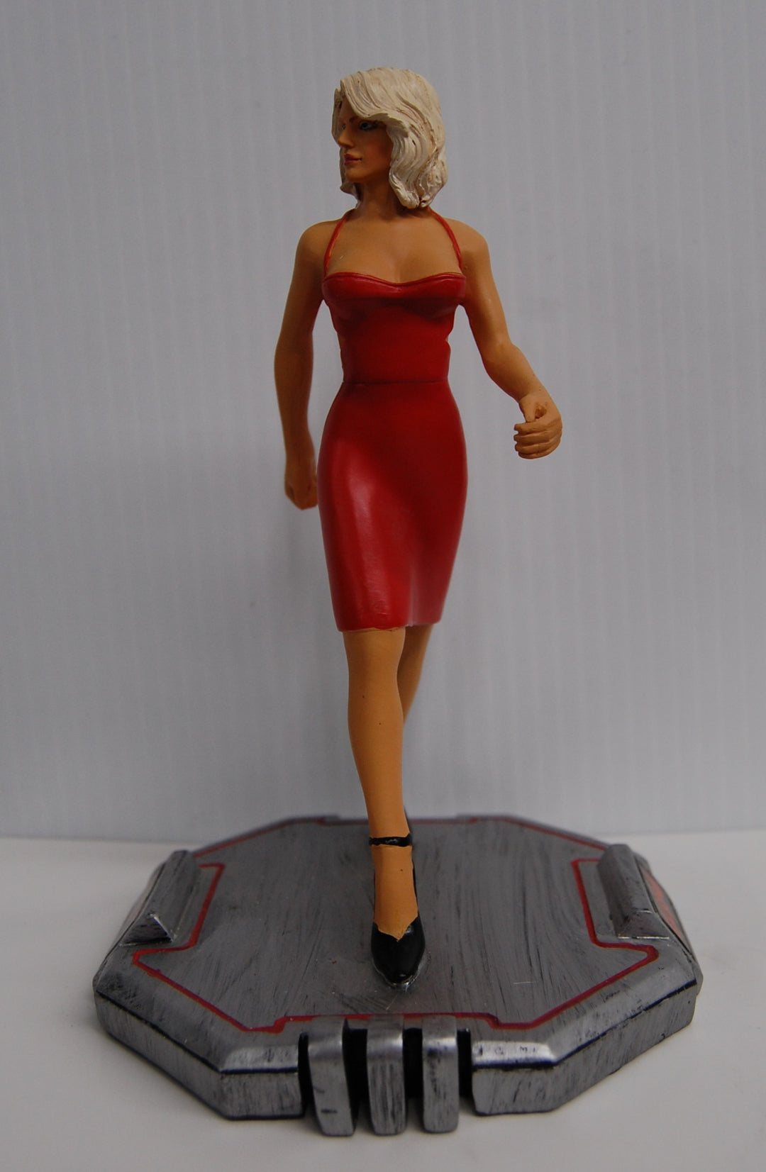 Battlestar Galactica Evoltion of the Cylon - VI Number Six 2010