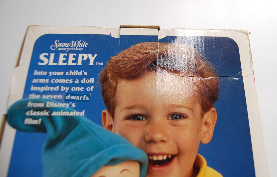 Snow White and The Seven Dwarfs - Sleepy Plush Doll - 1993 Mattel *Package Damage*