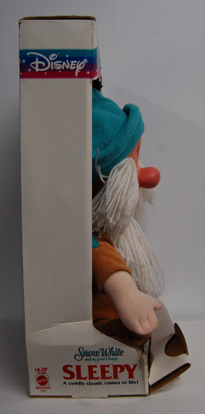 Snow White and The Seven Dwarfs - Sleepy Plush Doll - 1993 Mattel *Package Damage*