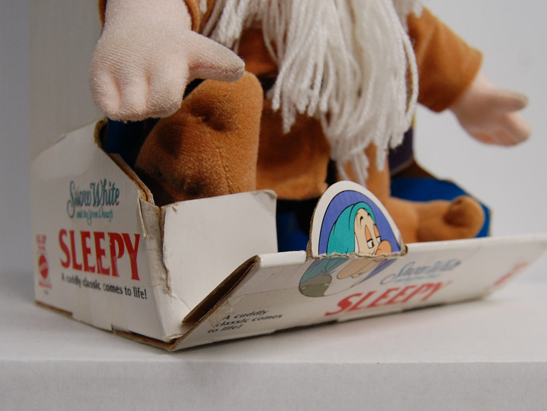Snow White and The Seven Dwarfs - Sleepy Plush Doll - 1993 Mattel *Package Damage*