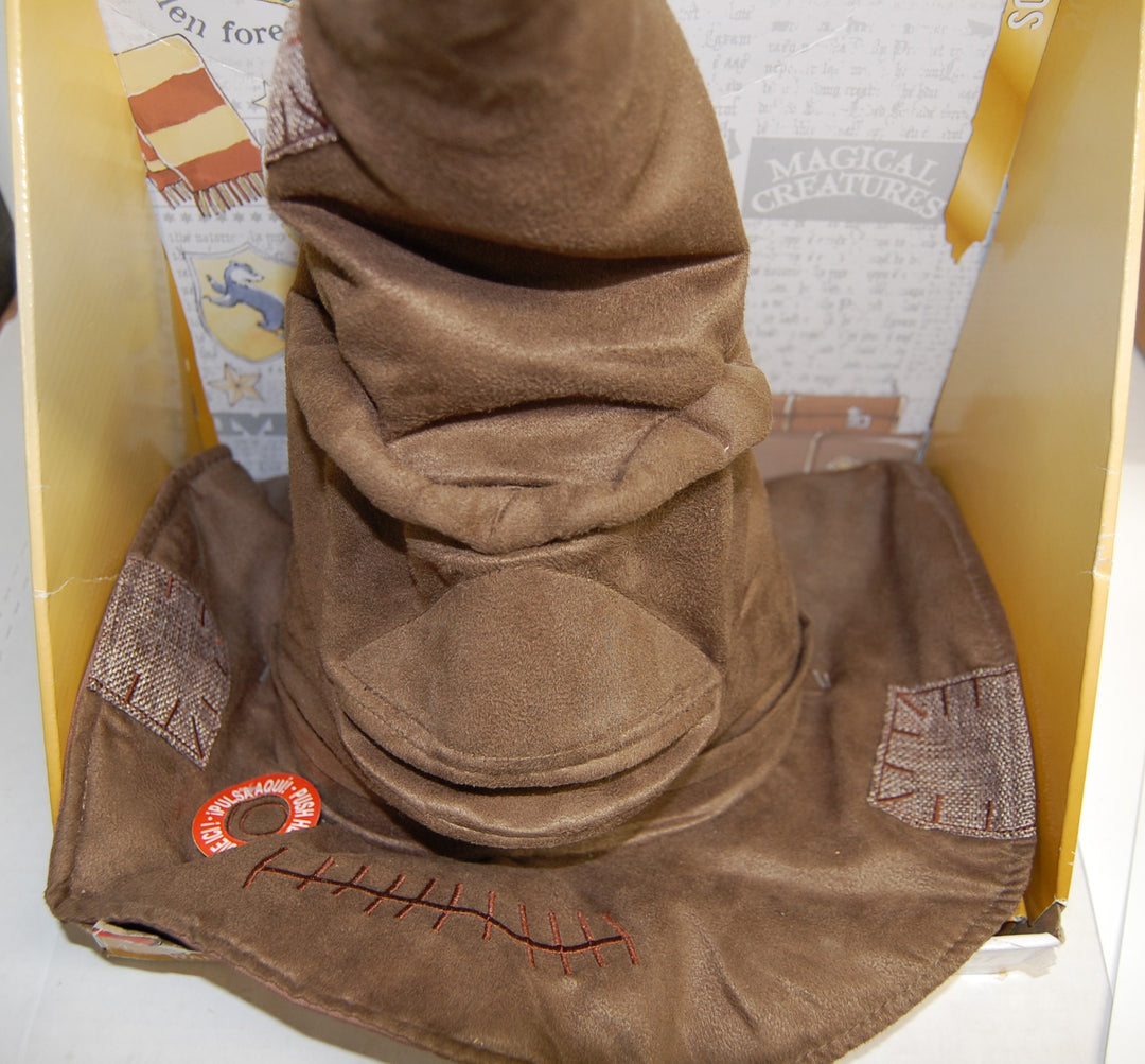 Wizarding World Harry Potter - Talking Sorting Hat 2021 *Box Wear* Working