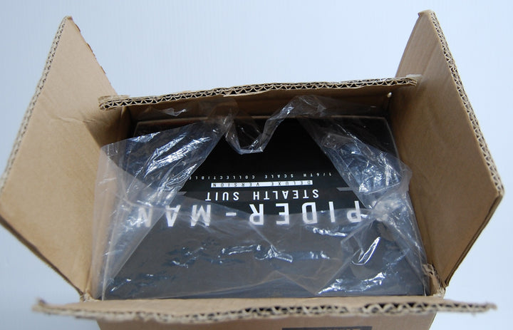 Hot Toys MMS541 Spider-Man Far From Home Stealth Suit (Open Box)
