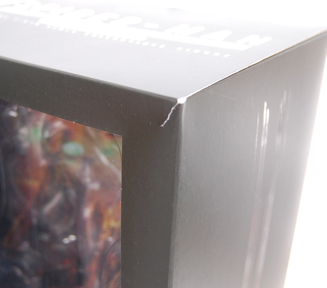 Hot Toys MMS541 Spider-Man Far From Home Stealth Suit (Open Box)