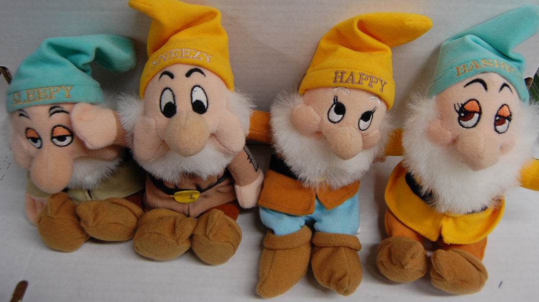 Lot of 7 - Disney Store Snow White Seven Dwarfs - Mini Bean Bag Plush