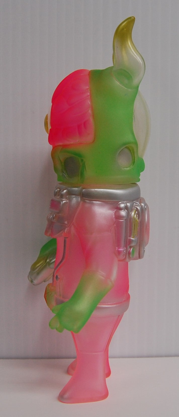 Uky Daydreamer ULTIOTL Sofubi (Psychedelic) Japan Kaiju Robot Alien