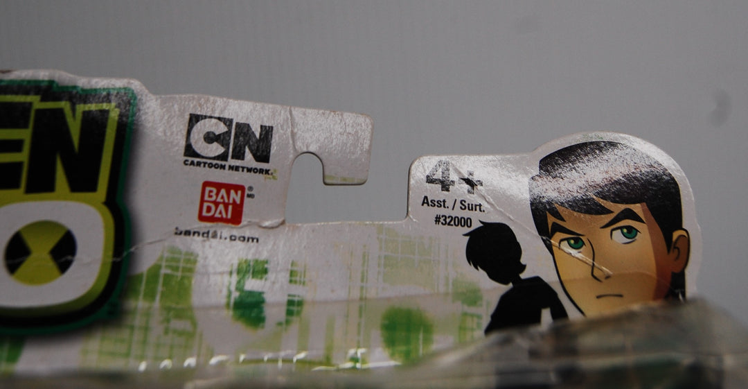 Ben 10 Ultimate Swampfire (Haywire) 4" Figure 2011 Bandai