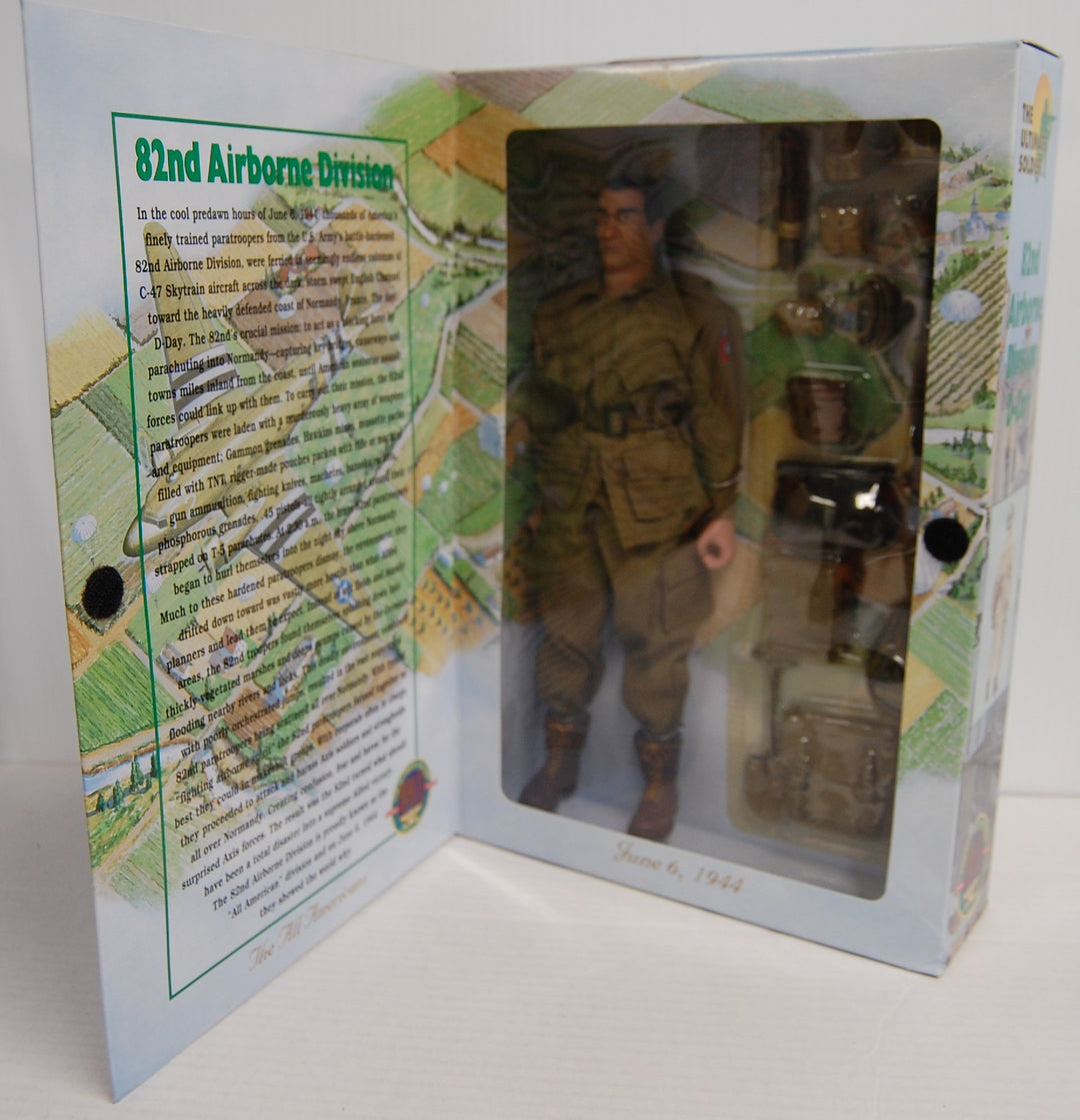 1999 The Ultimate Soldier - 82nd Airborne Division D-Day 12" Figure