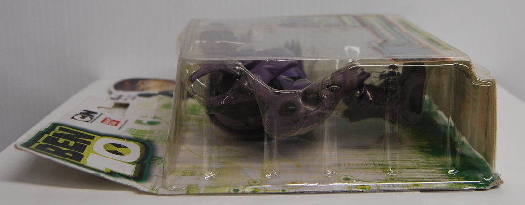 Ben 10 Ultimate Swampfire (Haywire) 4" Figure 2011 Bandai
