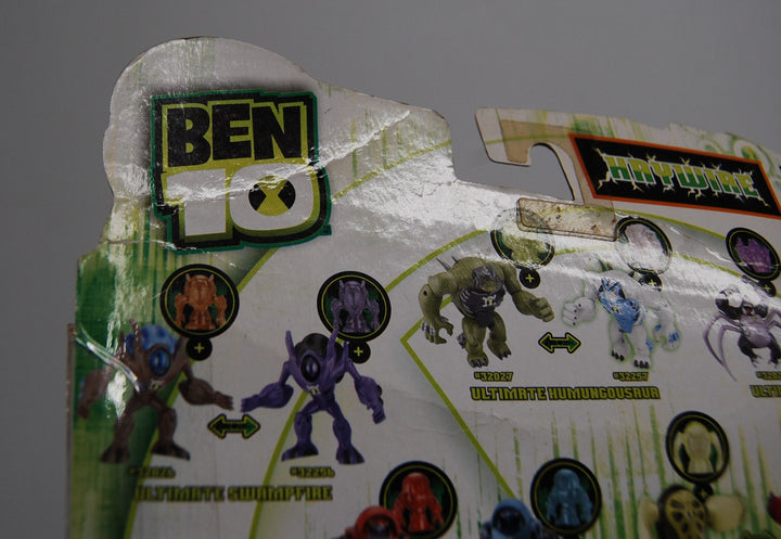 Ben 10 Ultimate Swampfire (Haywire) 4" Figure 2011 Bandai